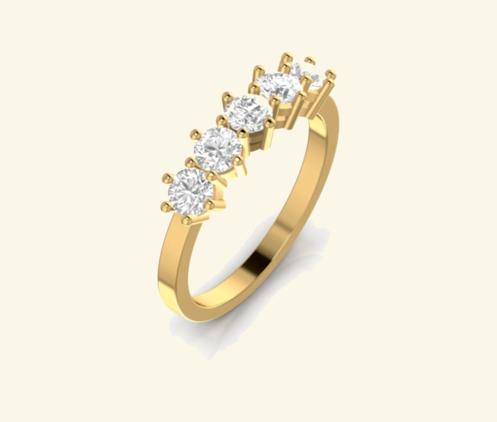 Three-stone diamond ring with graduated round centers. — 3.07 GM gold